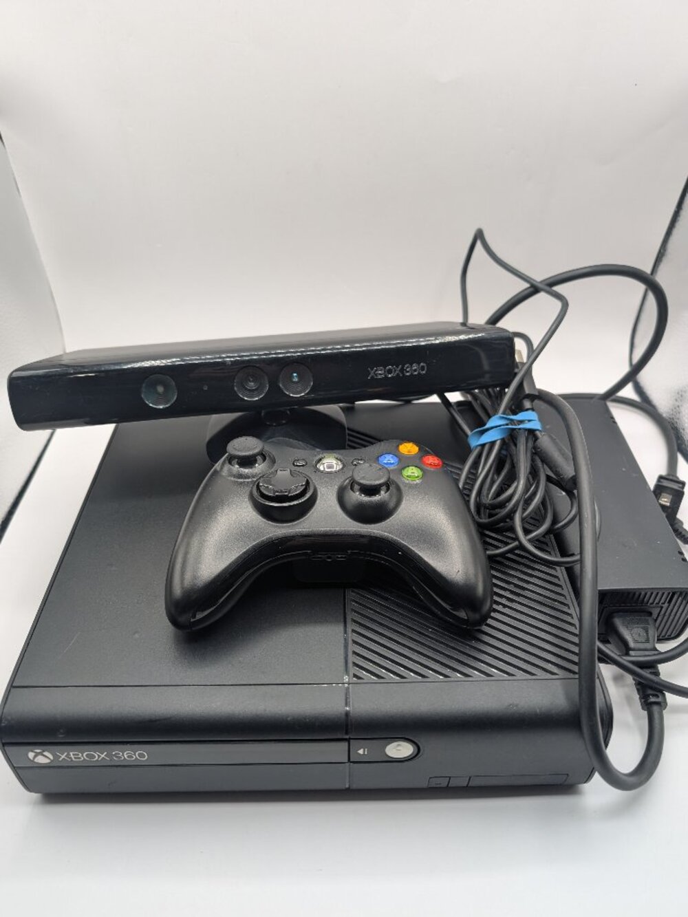 Xbox 360 Model E Console Kintec Controller Bundle 250GB - TESTED